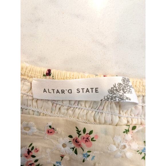 Altar’d State Floral Puff Sleeve Crop Top XS Cottagecore Peasant Smocked - Picture 3 of 7